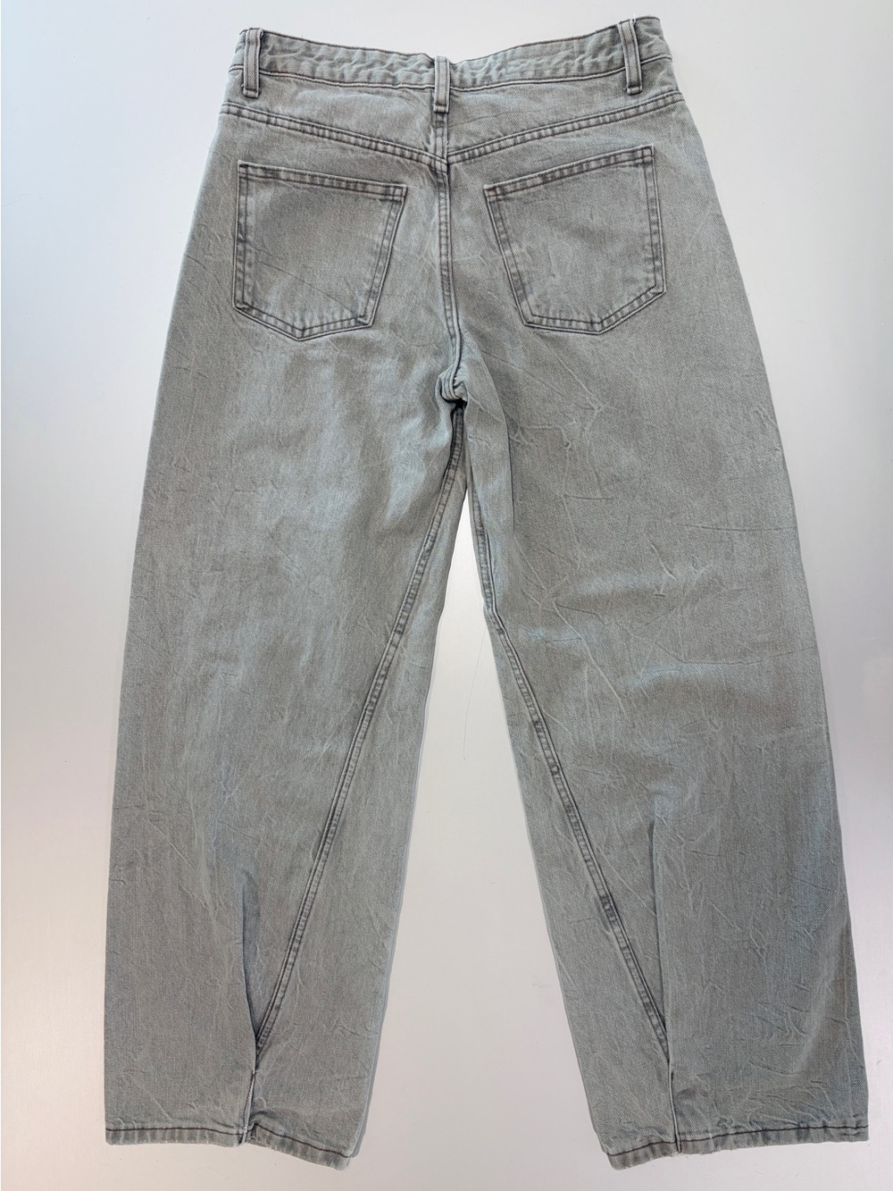 Zara Wide-Leg Jeans in Faded Gray